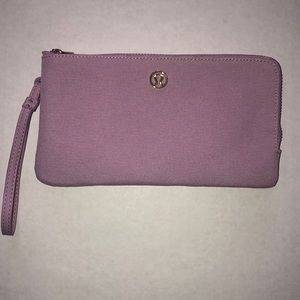 NWOT Lululemon Pouch